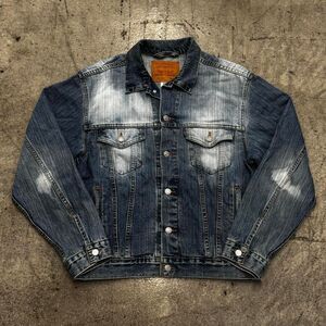 Vintage 90s Levi's Sunfaded Relaxed Trucker Denim Jean Jacket Medium Type 3 Blue